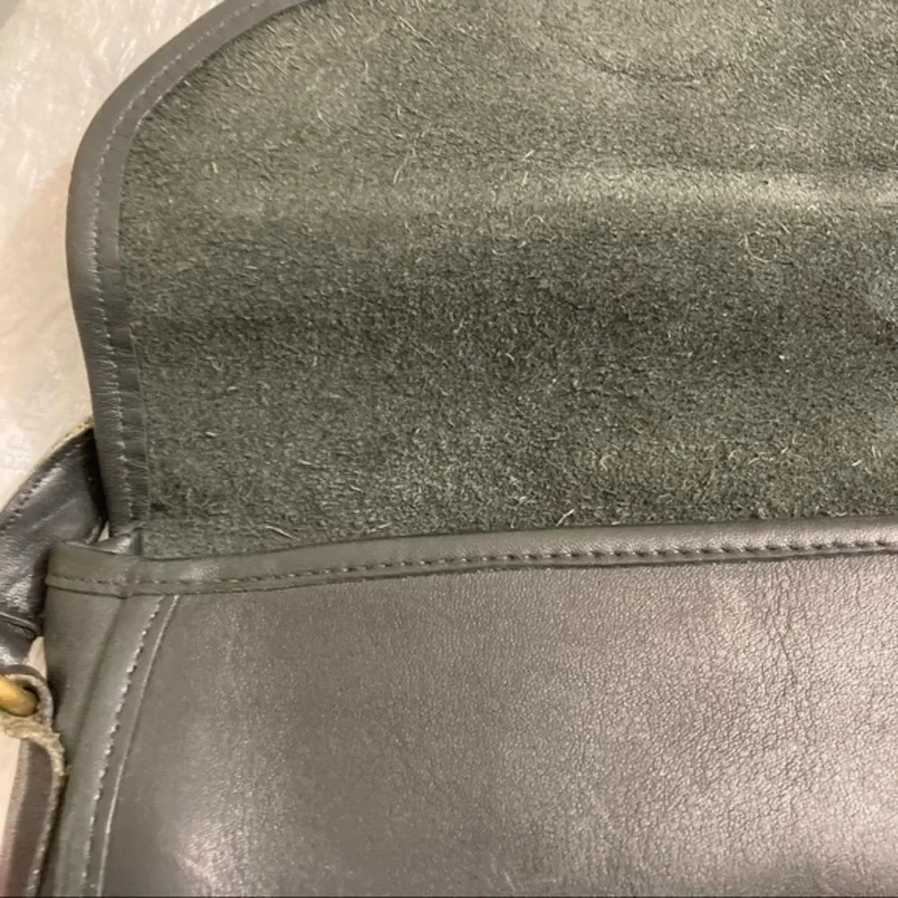 Coach vintage black leather Devon bag